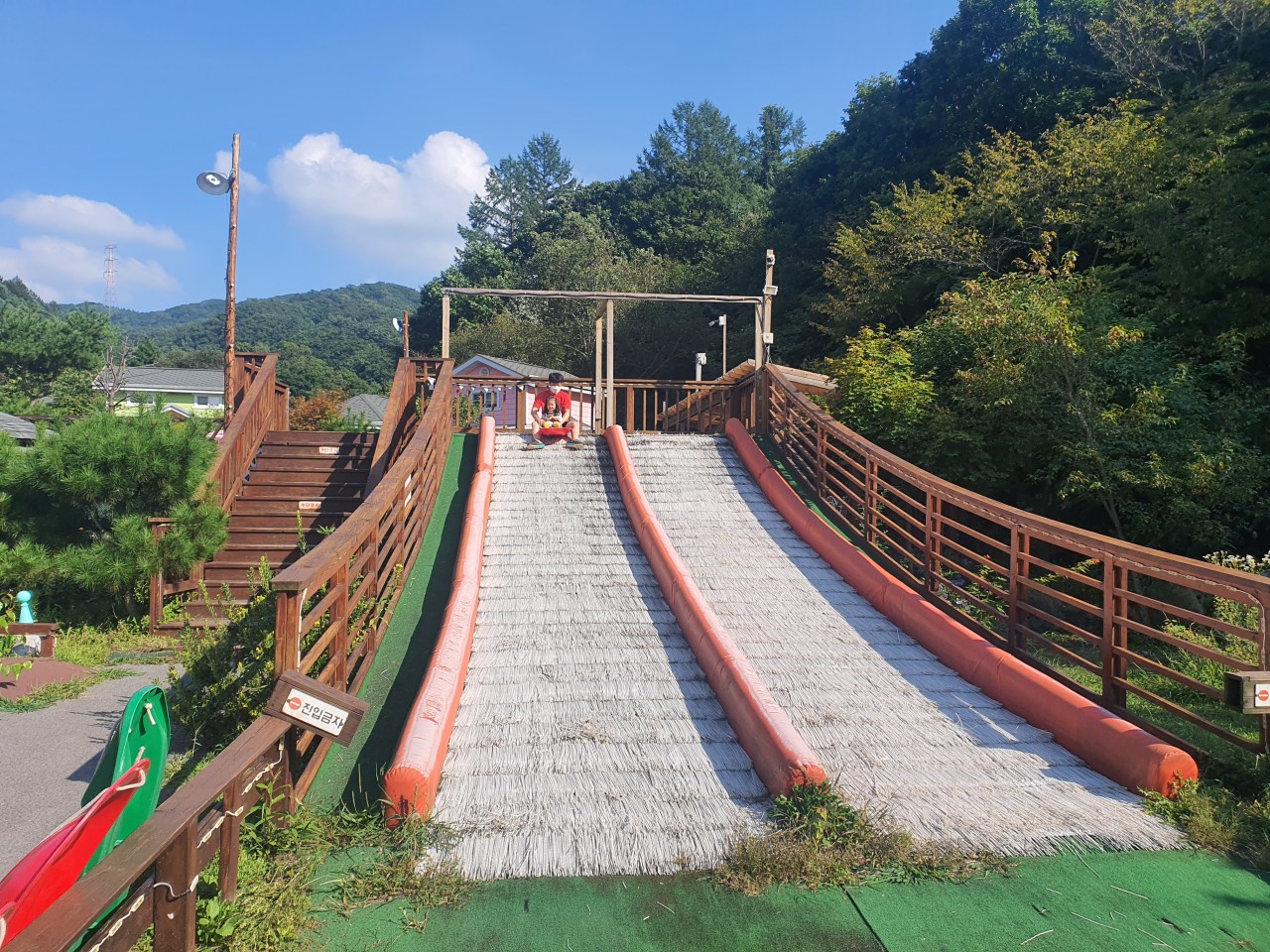 티하우스 키즈펜션.jpg